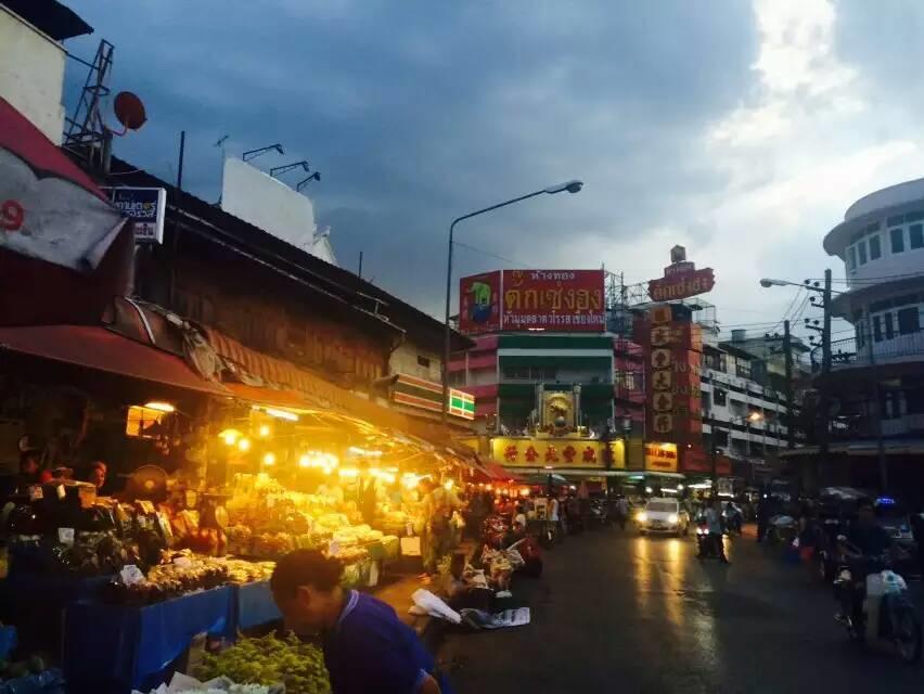 Отель Hom Baan Чиангмай Экстерьер фото